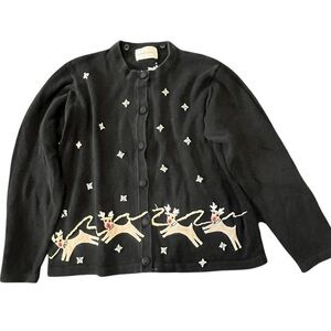 Vtg. Black and white reindeer cardigan holiday #reindeercardigan #vintag…